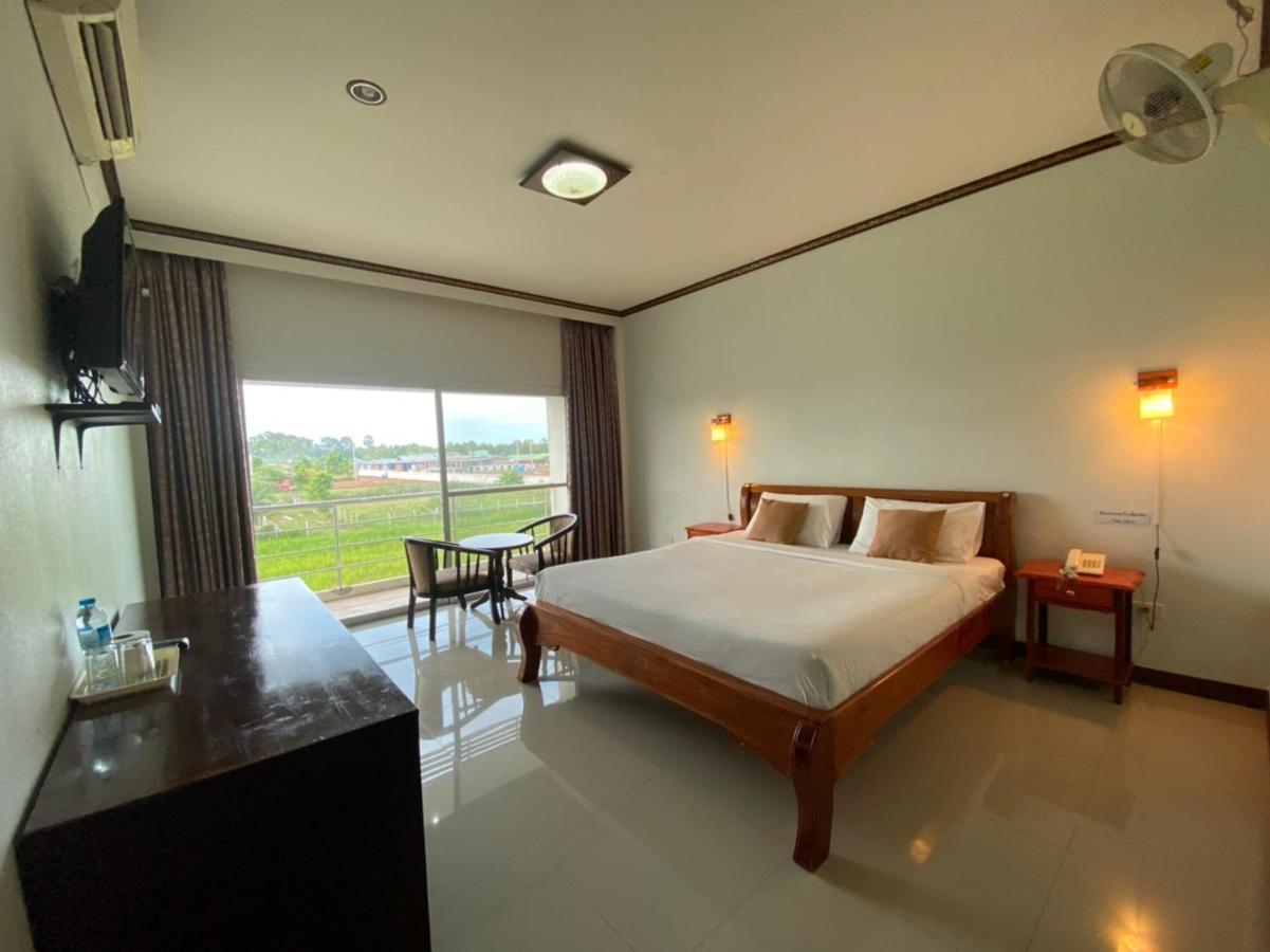 Mayuree Resort Udon Thani Ngoại thất bức ảnh